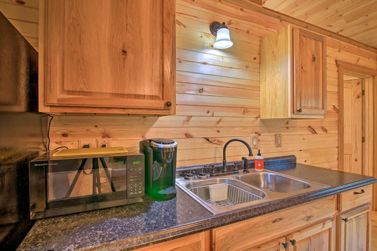 Rustic-Chic Country Cabin - 10 Mi To Main Street! Фредеріксбург Екстер'єр фото